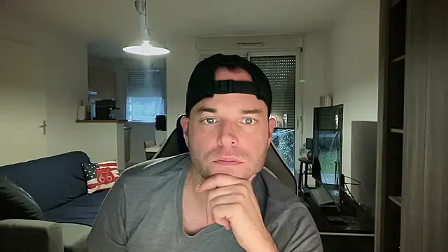 Funnyjul31 online show from 01-26-25, 04:20