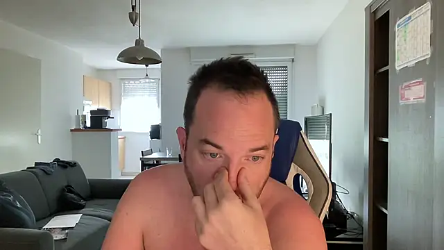 Funnyjul31 online show from 03-15-25, 09:41