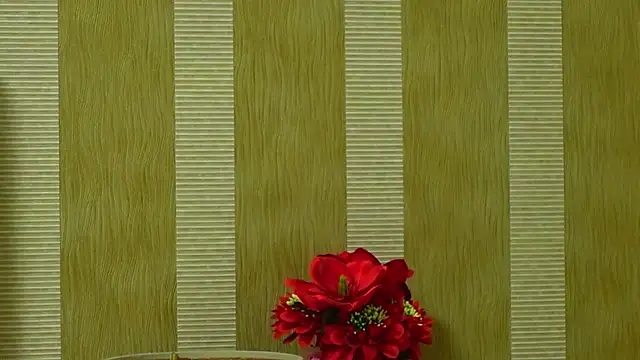 Snapshot of MillaBlis chatting on 07-18-26, 08:01 MillaBlis online show from 07-18-26, 08:01