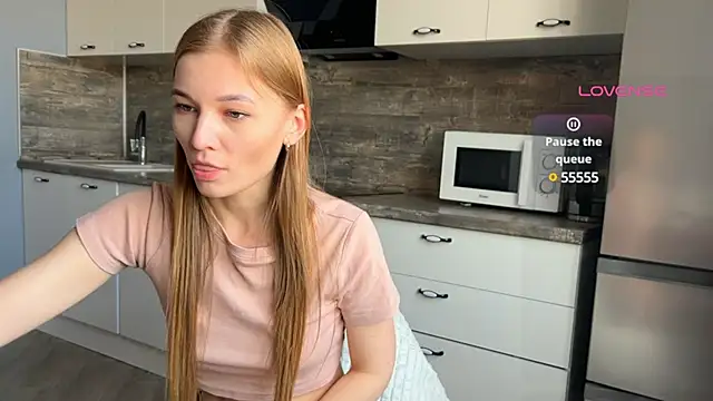 Snapshot of maria_plaudice chatting on 03-14-25, 02:41 maria plaudice online show from 03-14-25, 02:41