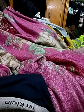 Snapshot of Maio676 chatting on 09-10-25, 11:21 Maio676 online show from 09-10-25, 11:21