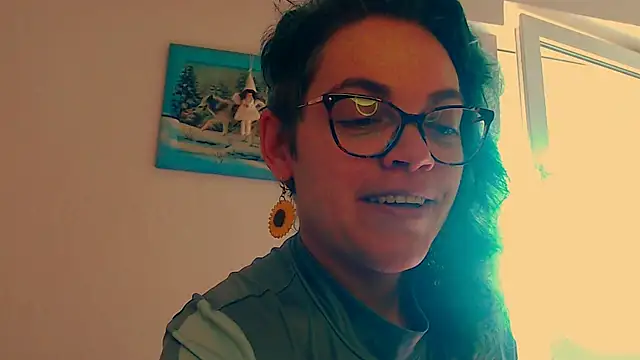 Snapshot of Ju-Hot chatting on 03-22-26, 01:25 Ju-Hot online show from 03-22-26, 01:25