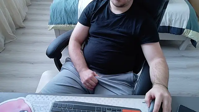 alexx0904 online show from 10-04-25, 12:25