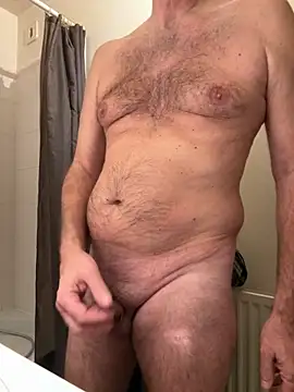 Snapshot of vincent1522 chatting on 11-06-25, 06:47 vincent1522 online show from 11-06-25, 06:47