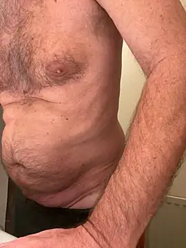 Snapshot of vincent1522 chatting on 11-14-25, 07:18 vincent1522 online show from 11-14-25, 07:18