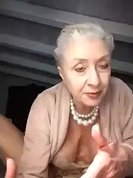 divinaerotica online show from 02-07-25, 05:29