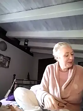 divinaerotica online show from 02-25-26, 03:21