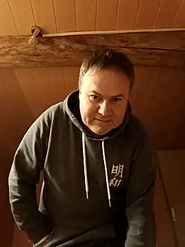 Pourleplasirs online show from 03-07-25, 09:06