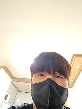 Tyyyggjju online show from 10-24-25, 08:44