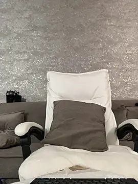 LillySquirtShot online show from 04-07-26, 11:15