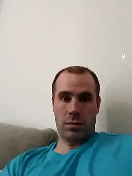 Millyrock32 online show from 01-12-26, 04:45