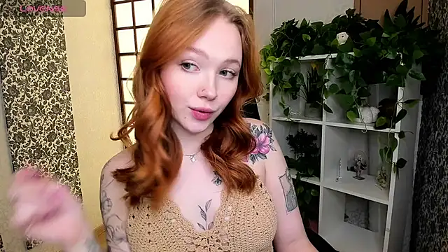 Snapshot of Maya_Light chatting on 02-16-25, 01:47 Maya Light online show from 02-16-25, 01:47