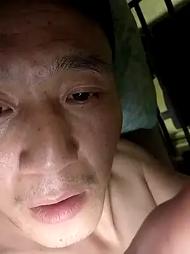 Snapshot of wadmma chatting on 11-04-25, 01:38 wadmma online show from 11-04-25, 01:38