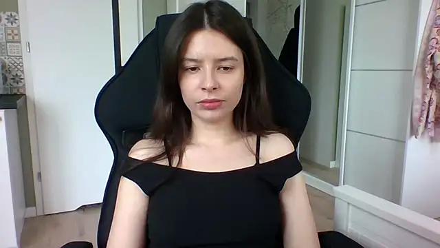LariceSexy online show from 04-16-26, 01:12