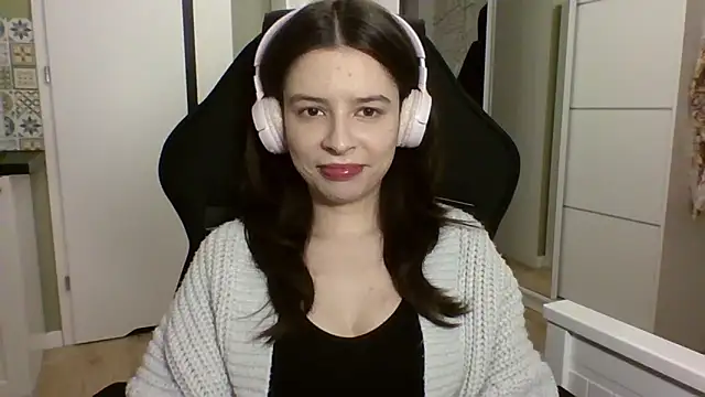 LariceSexy online show from 04-17-26, 06:11