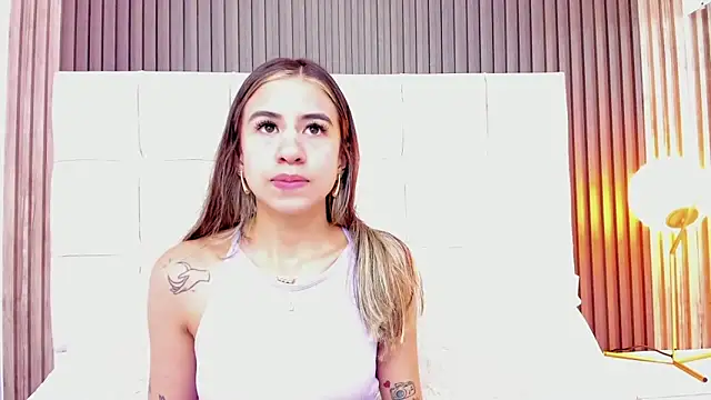 Ariana greenblat online show from 04-09-26, 05:18