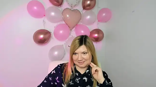 Lola moree online show from 02-12-25, 03:49