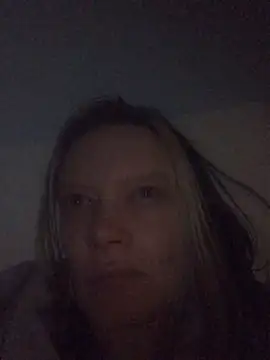 Snapshot of blondey206 chatting on 03-14-25, 01:37 blondey206 online show from 03-14-25, 01:37