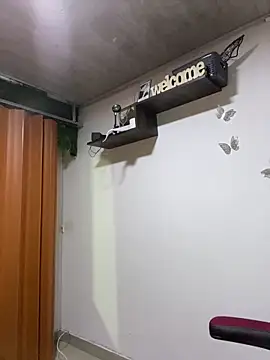 Melody rousse  online show from 11-07-25, 08:42