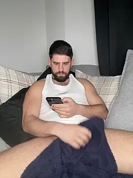 Snapshot of lucas_kazimm chatting on 02-18-25, 11:08 lucas kazimm online show from 02-18-25, 11:08