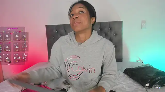 Zaira Rose  online show from 10-06-25, 12:57