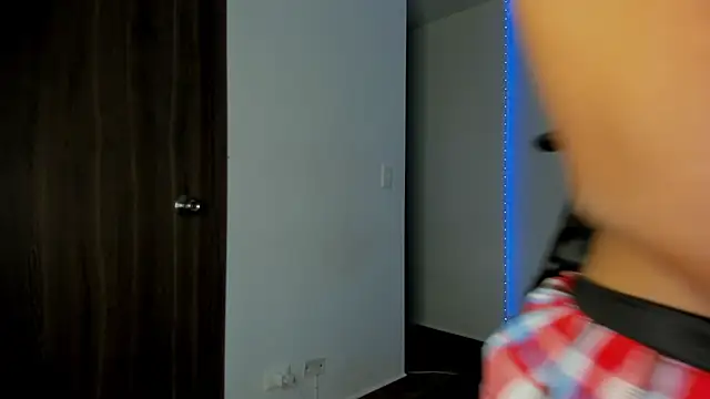 victoriacolin online show from 11-14-25, 12:04