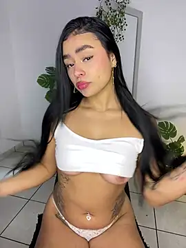 meli ortiz  online show from 07-28-26, 04:39