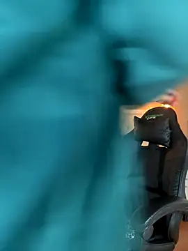 Snapshot of Hadley_ chatting on 09-09-25, 03:17 Hadley online show from 09-09-25, 03:17