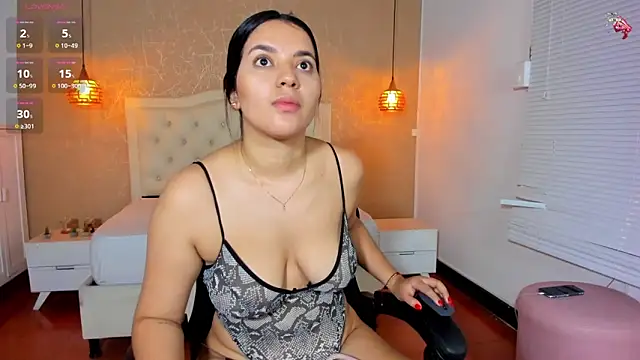 Snapshot of Hadley_ chatting on 09-11-25, 03:28 Hadley online show from 09-11-25, 03:28