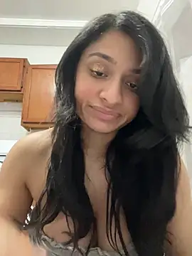 Cristinasunny online show from 06-11-26, 02:22