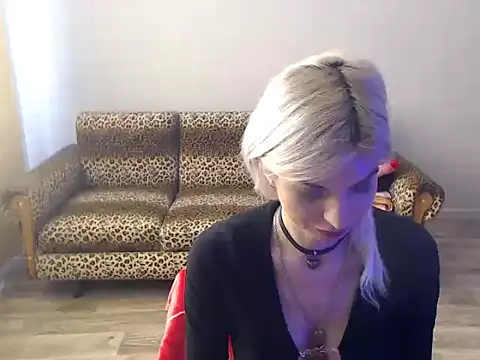 SexyBeatriice online show from 11-14-25, 07:29