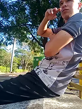 arevalo1124 online show from 09-15-25, 09:37