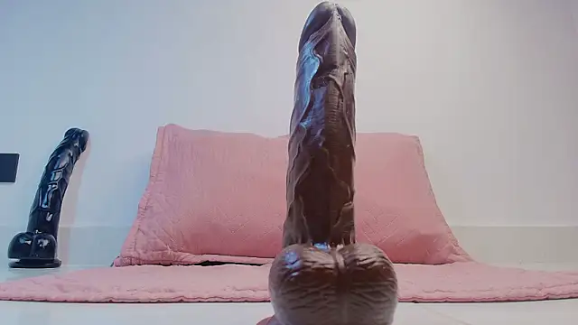 Snapshot of sharlott_miller chatting on 02-09-26, 11:58 sharlott miller online show from 02-09-26, 11:58