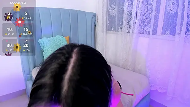 Snapshot of BlondieCutee chatting on 11-10-25, 02:49 BlondieCutee online show from 11-10-25, 02:49