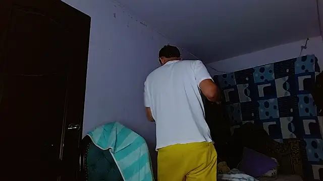 Snapshot of Thomas_May4rs chatting on 11-10-25, 04:00 Thomas May4rs online show from 11-10-25, 04:00