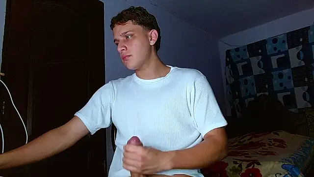 Snapshot of Thomas_May4rs chatting on 11-11-25, 06:35 Thomas May4rs online show from 11-11-25, 06:35