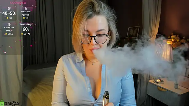 Nikki Kai online show from 10-08-25, 12:52