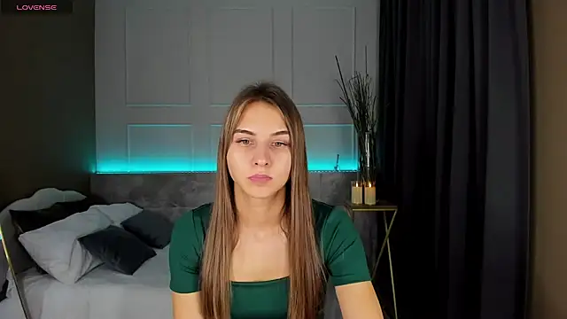 Snapshot of CharmBianca chatting on 01-31-25, 09:27 CharmBianca online show from 01-31-25, 09:27