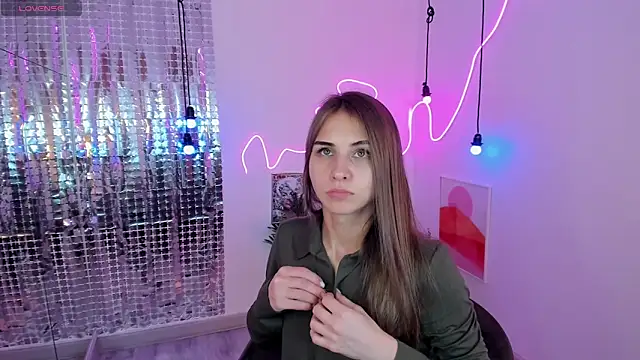 Snapshot of CharmBianca chatting on 02-09-25, 07:41 CharmBianca online show from 02-09-25, 07:41