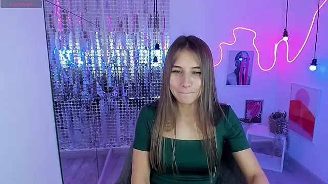 Snapshot of CharmBianca chatting on 02-15-25, 04:45 CharmBianca online show from 02-15-25, 04:45