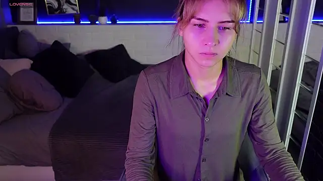 Snapshot of CharmBianca chatting on 02-22-25, 05:34 CharmBianca online show from 02-22-25, 05:34