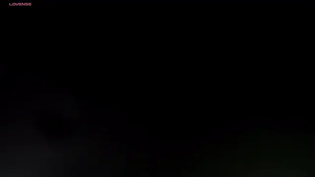 Snapshot of CharmBianca chatting on 06-26-26, 01:04 CharmBianca online show from 06-26-26, 01:04