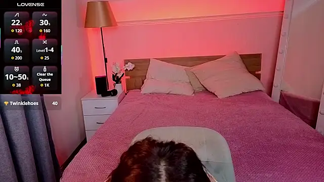 Hotary Yuko online show from 11-27-25, 04:14