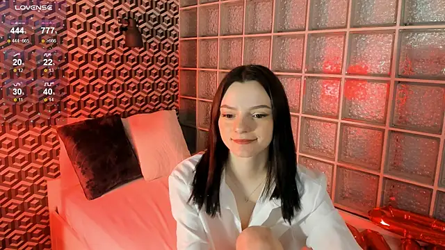 Snapshot of CaseyCraig chatting on 02-20-25, 10:15 CaseyCraig online show from 02-20-25, 10:15