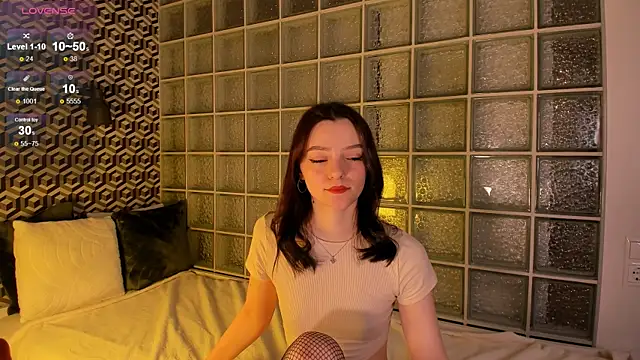 Snapshot of CaseyCraig chatting on 03-13-25, 12:16 CaseyCraig online show from 03-13-25, 12:16