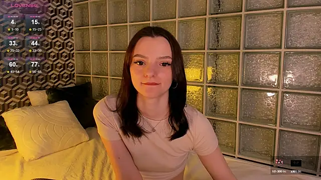 Snapshot of CaseyCraig chatting on 03-13-25, 03:22 CaseyCraig online show from 03-13-25, 03:22