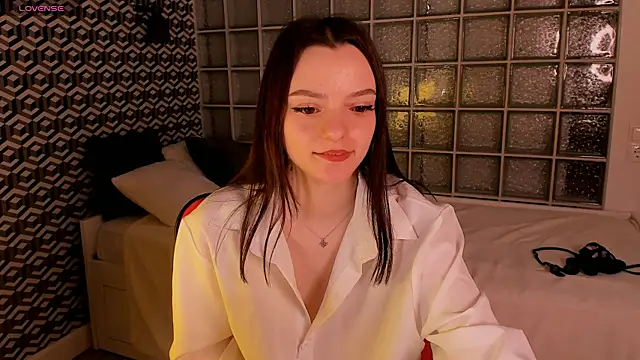 Snapshot of CaseyCraig chatting on 03-15-25, 02:35 CaseyCraig online show from 03-15-25, 02:35