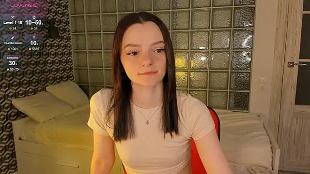 Snapshot of CaseyCraig chatting on 03-21-25, 10:50 CaseyCraig online show from 03-21-25, 10:50