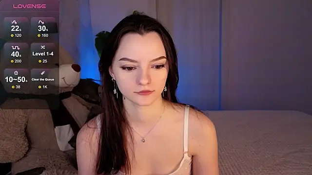 Snapshot of CaseyCraig chatting on 10-10-25, 03:22 CaseyCraig online show from 10-10-25, 03:22