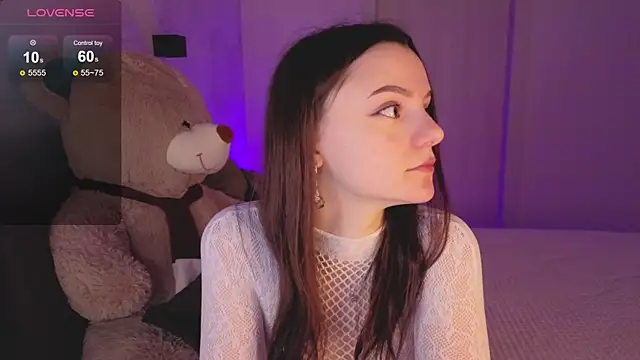 Snapshot of CaseyCraig chatting on 10-14-25, 03:24 CaseyCraig online show from 10-14-25, 03:24